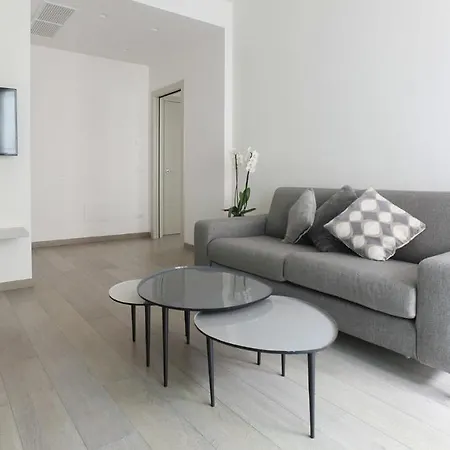 Plum Guide - Helikos Rosso Apartment