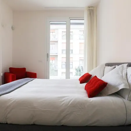 Plum Guide - Helikos Rosso Apartment *